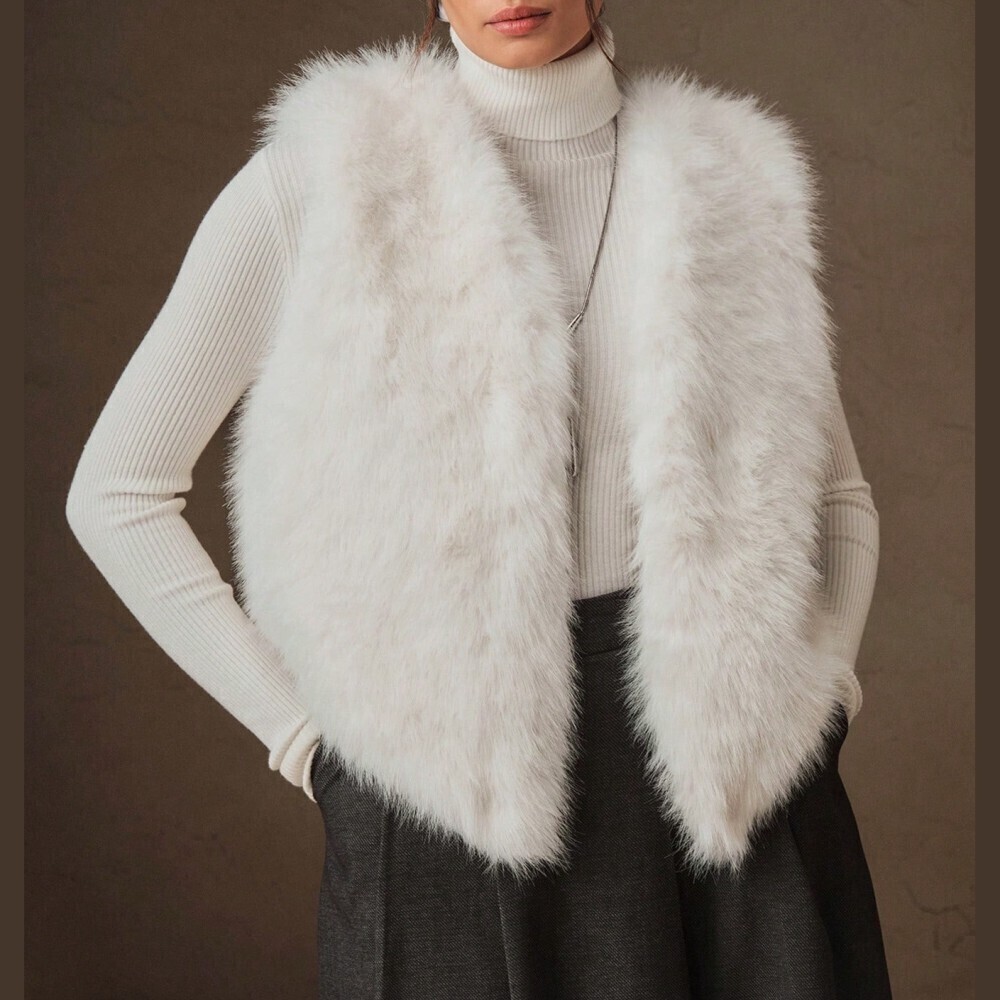 Ivory White Faux Fur Open Front V Neck Cropped Oversized Vest